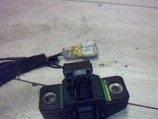 bontott RENAULT CLIO II Csomagtérajtó Ütköző