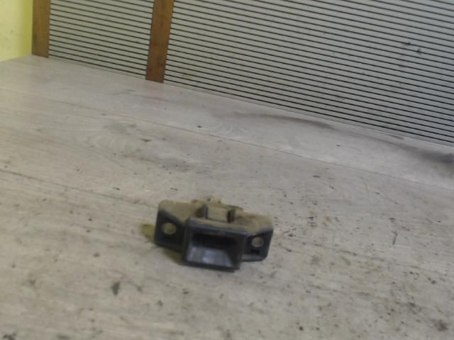 bontott RENAULT CLIO II Csomagtérajtó Zárszerkezet