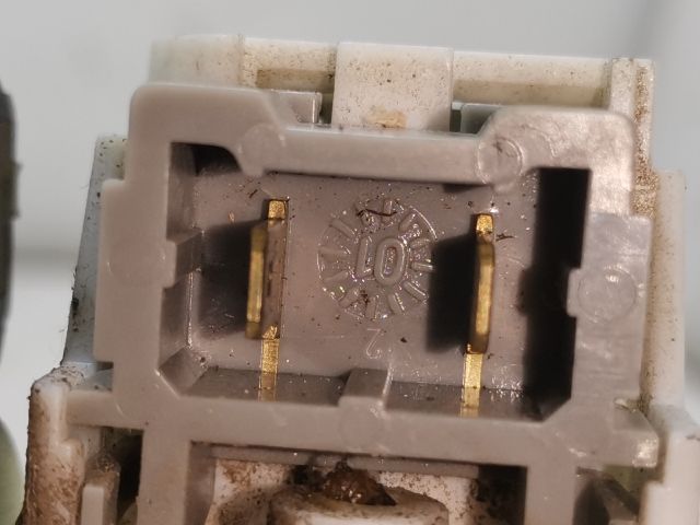 bontott RENAULT CLIO II Csomagtérajtó Zárszerkezet