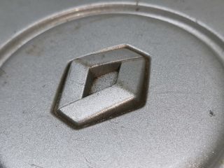 bontott RENAULT CLIO II Dísztárcsa (1 db)