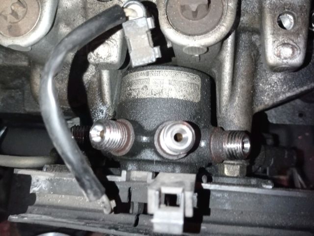 bontott RENAULT CLIO II Dízel Elosztó Csillag