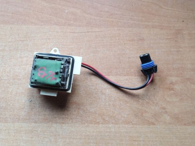 bontott RENAULT CLIO II Előtét Ellenállás Fűtőmotor