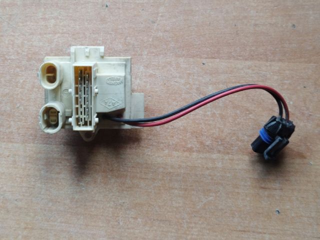 bontott RENAULT CLIO II Előtét Ellenállás Fűtőmotor