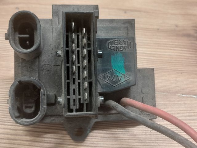 bontott RENAULT CLIO II Előtét Ellenállás Fűtőmotor