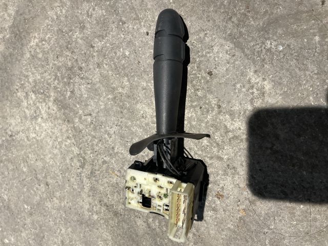 bontott RENAULT CLIO II Első Ablakmosó Kapcsoló