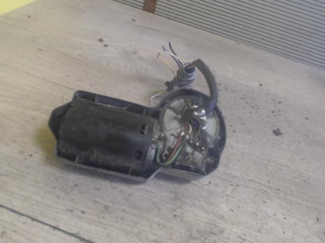 bontott RENAULT CLIO II Első Ablaktörlő Motor