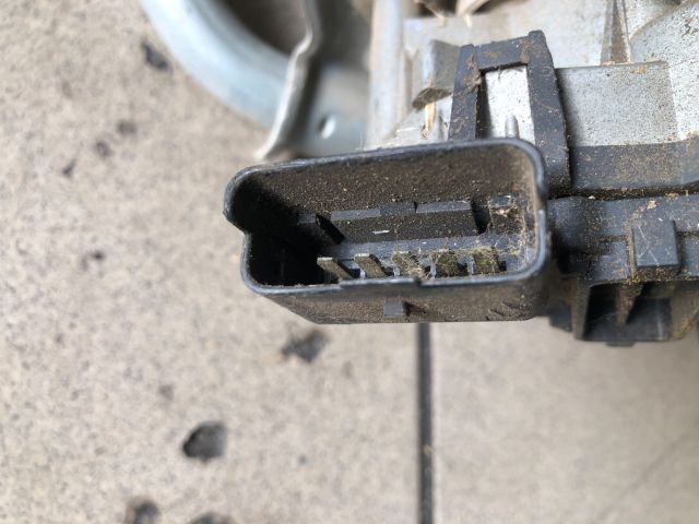 bontott RENAULT CLIO II Első Ablaktörlő Szerkezet Motorral