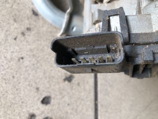 bontott RENAULT CLIO II Első Ablaktörlő Szerkezet Motorral