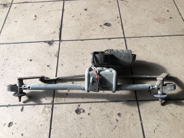 bontott RENAULT CLIO II Első Ablaktörlő Szerkezet Motorral