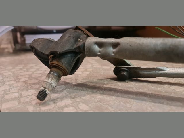 bontott RENAULT CLIO II Első Ablaktörlő Szerkezet Motorral