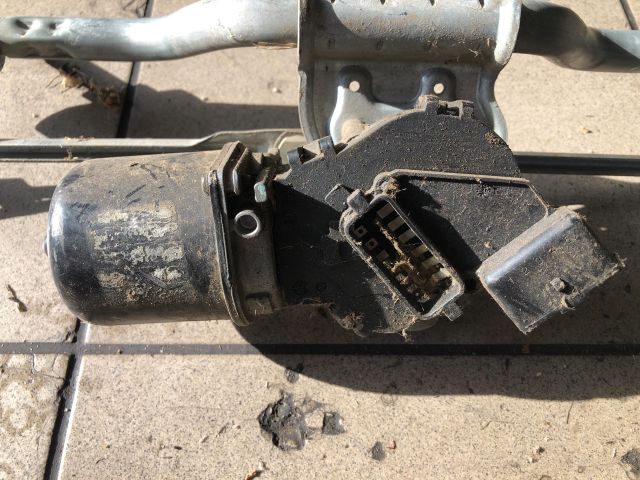 bontott RENAULT CLIO II Első Ablaktörlő Szerkezet Motorral