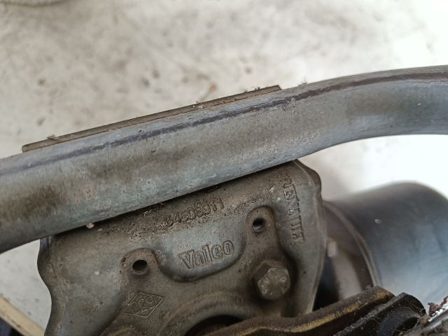 bontott RENAULT CLIO II Első Ablaktörlő Szerkezet Motorral