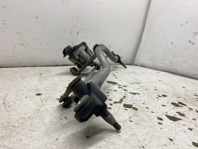 bontott RENAULT CLIO II Első Ablaktörlő Szerkezet Motorral