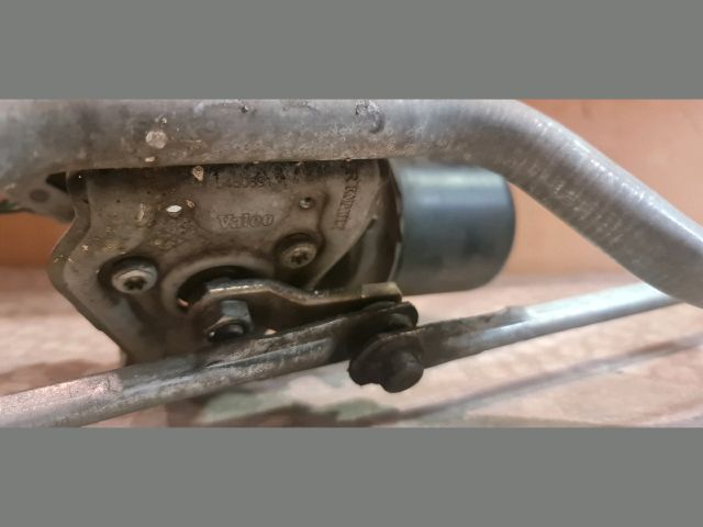 bontott RENAULT CLIO II Első Ablaktörlő Szerkezet Motorral