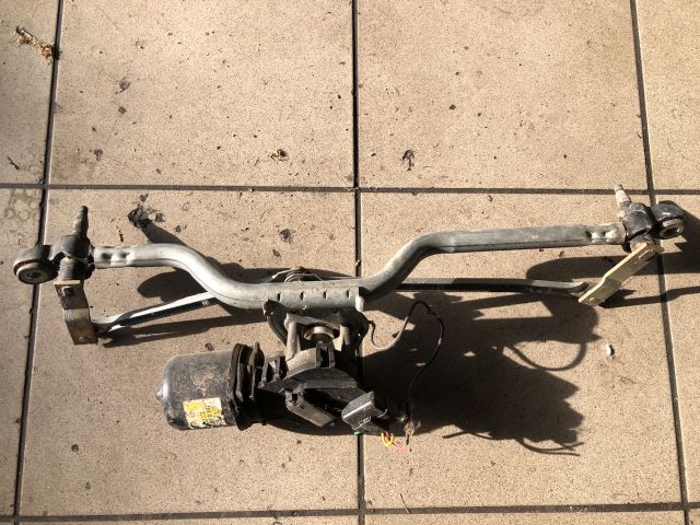 bontott RENAULT CLIO II Első Ablaktörlő Szerkezet Motorral