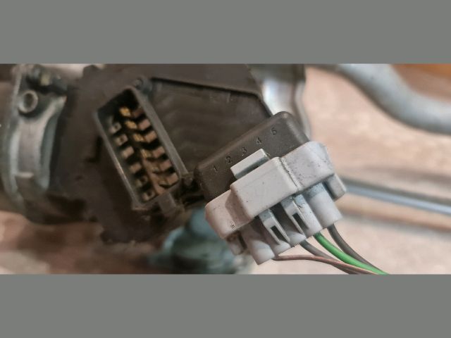 bontott RENAULT CLIO II Első Ablaktörlő Szerkezet Motorral