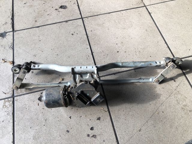 bontott RENAULT CLIO II Első Ablaktörlő Szerkezet Motorral