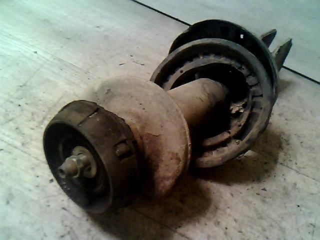 bontott RENAULT CLIO II Első Lengéscsillapító (Pozíciófüggetlen)