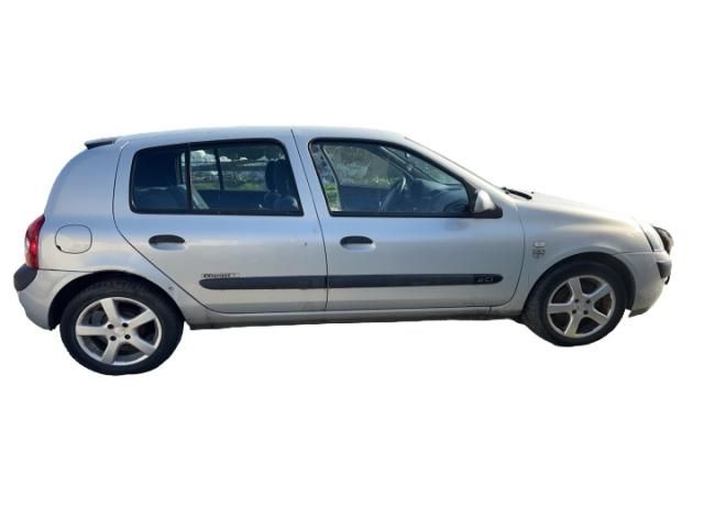 bontott RENAULT CLIO II Első Lökhárító Merevítő (Fém)