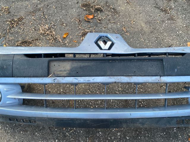 bontott RENAULT CLIO II Első Lökhárító (Részeivel)