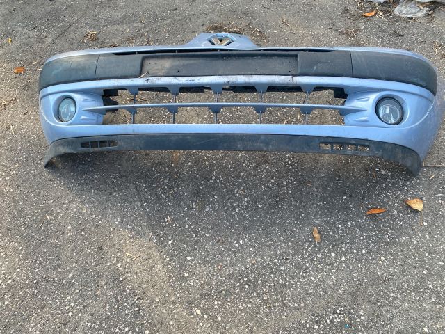 bontott RENAULT CLIO II Első Lökhárító (Részeivel)