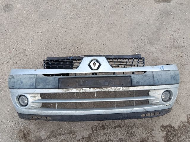 bontott RENAULT CLIO II Első Lökhárító (Üresen)