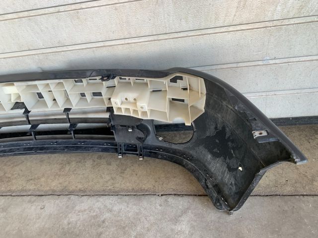 bontott RENAULT CLIO II Első Lökhárító (Üresen)