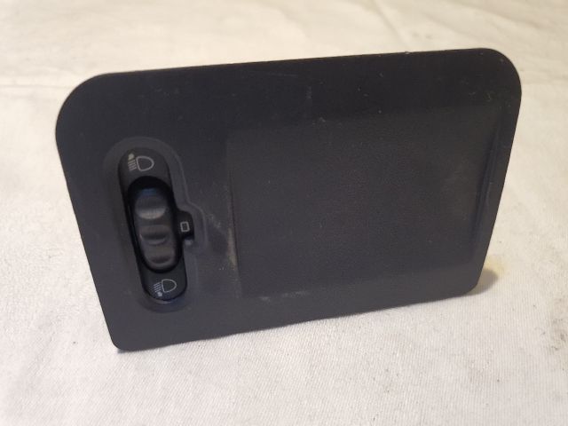 bontott RENAULT CLIO II Fényszórómagasság Állító Kapcsoló