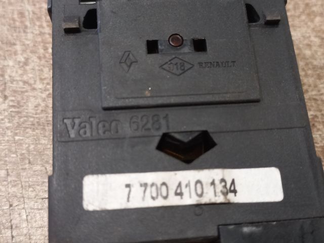 bontott RENAULT CLIO II Fényszórómagasság Állító Kapcsoló