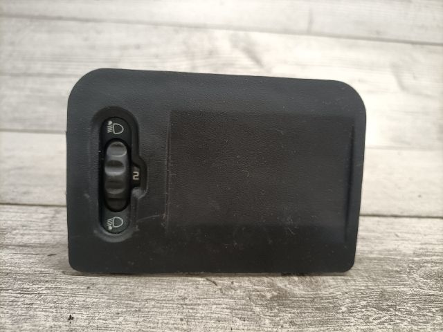 bontott RENAULT CLIO II Fényszórómagasság Állító Kapcsoló