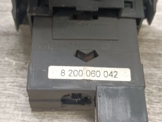 bontott RENAULT CLIO II Fényszórómagasság Állító Kapcsoló