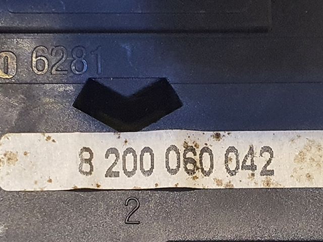 bontott RENAULT CLIO II Fényszórómagasság Állító Kapcsoló