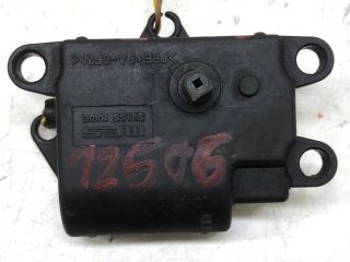 bontott RENAULT CLIO II Fűtés Állító Motor