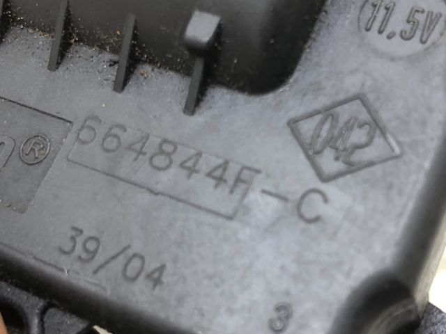 bontott RENAULT CLIO II Fűtés Állító Motor