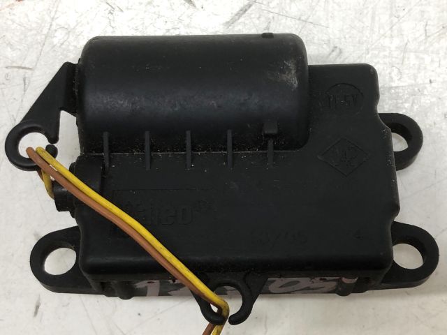 bontott RENAULT CLIO II Fűtés Állító Motor