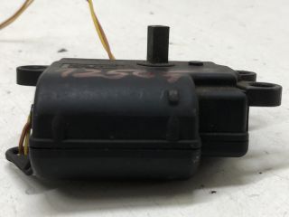 bontott RENAULT CLIO II Fűtés Állító Motor