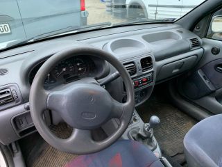 bontott RENAULT CLIO II Fűtéskapcsoló (manuális klímás)