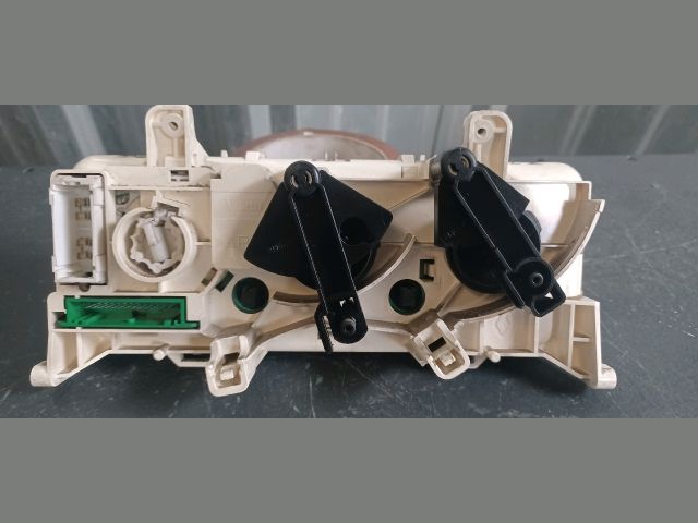 bontott RENAULT CLIO II Fűtéskapcsoló (manuális klímás)