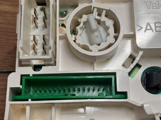 bontott RENAULT CLIO II Fűtéskapcsoló (manuális klímás)