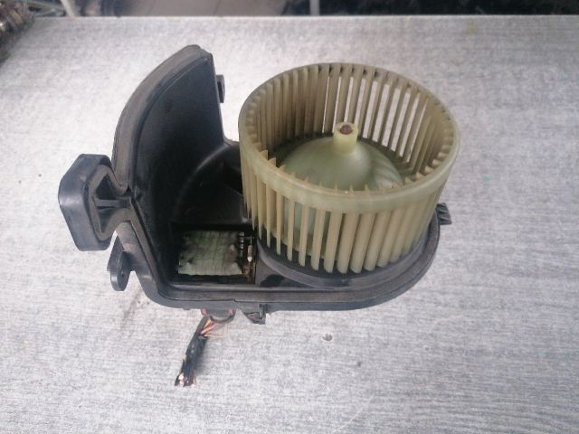 bontott RENAULT CLIO II Fűtőmotor (Klímás)