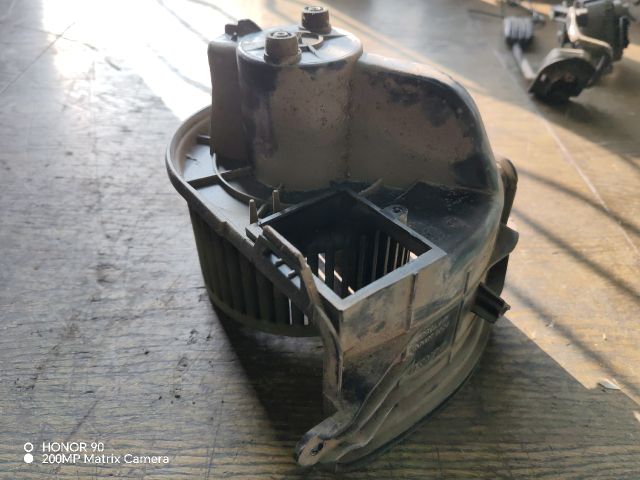 bontott RENAULT CLIO II Fűtőmotor (Klímás)