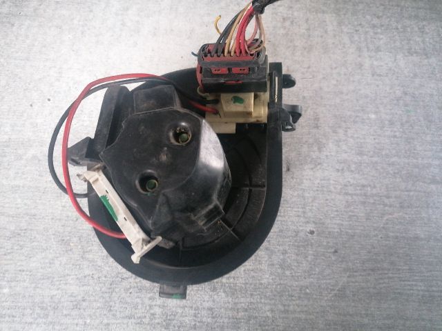 bontott RENAULT CLIO II Fűtőmotor (Klímás)