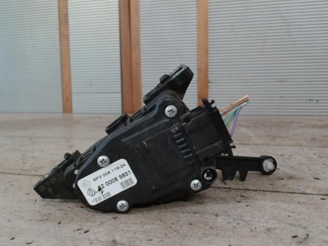 bontott RENAULT CLIO II Gázpedál Jeladó