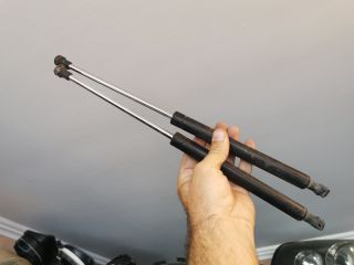 bontott RENAULT CLIO II Gázrugós Kitámasztó Teleszkóp Pár Csomagtérajtó