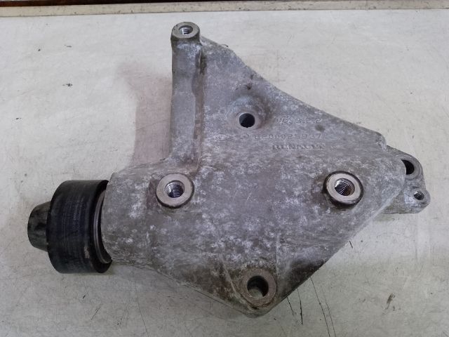 bontott RENAULT CLIO II Generátor Tartó Bak