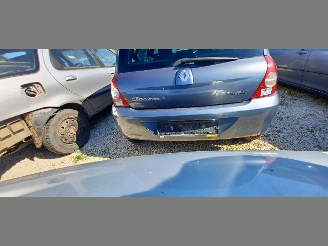 bontott RENAULT CLIO II Hátsó Lökhárító (Részeivel)