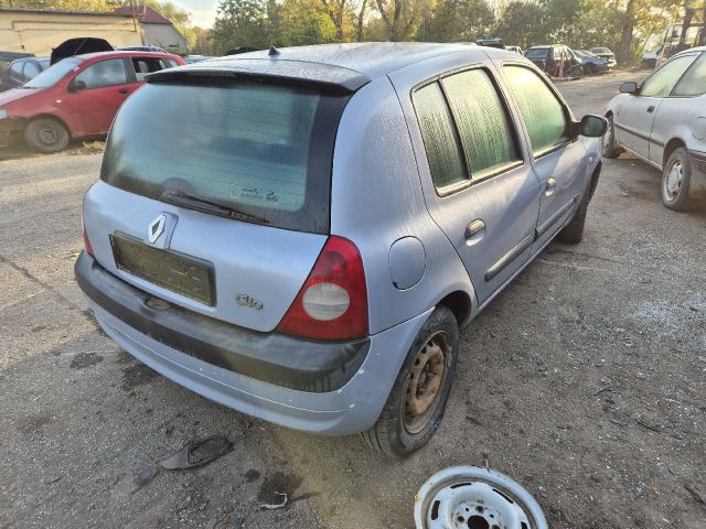 bontott RENAULT CLIO II Hátsó Lökhárító (Részeivel)