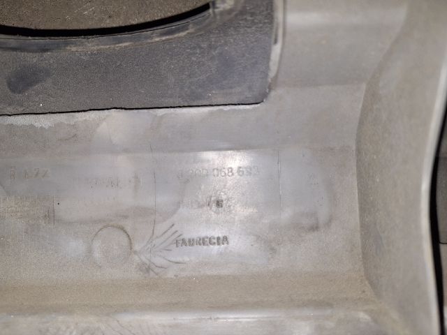 bontott RENAULT CLIO II Hátsó Lökhárító (Részeivel)