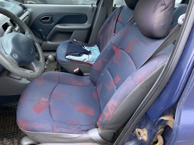bontott RENAULT CLIO II Hátsó Ülés Szett