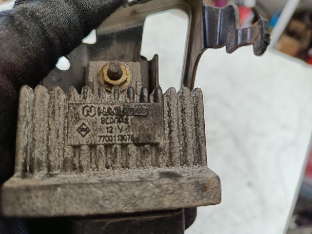 bontott RENAULT CLIO II Izzító Relé